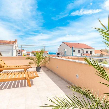 Apartments Villa-Ines Center Vodice Esterno foto